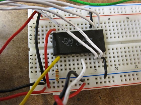 Multiplexer circuit detail