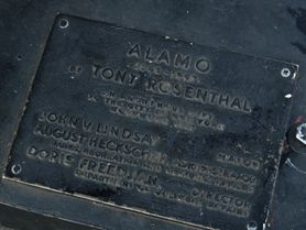 Plaque of Tony Rosenthal's Alamo sculpture