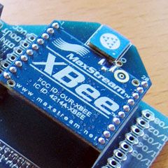 Xbee radio board with a chip-style antenna